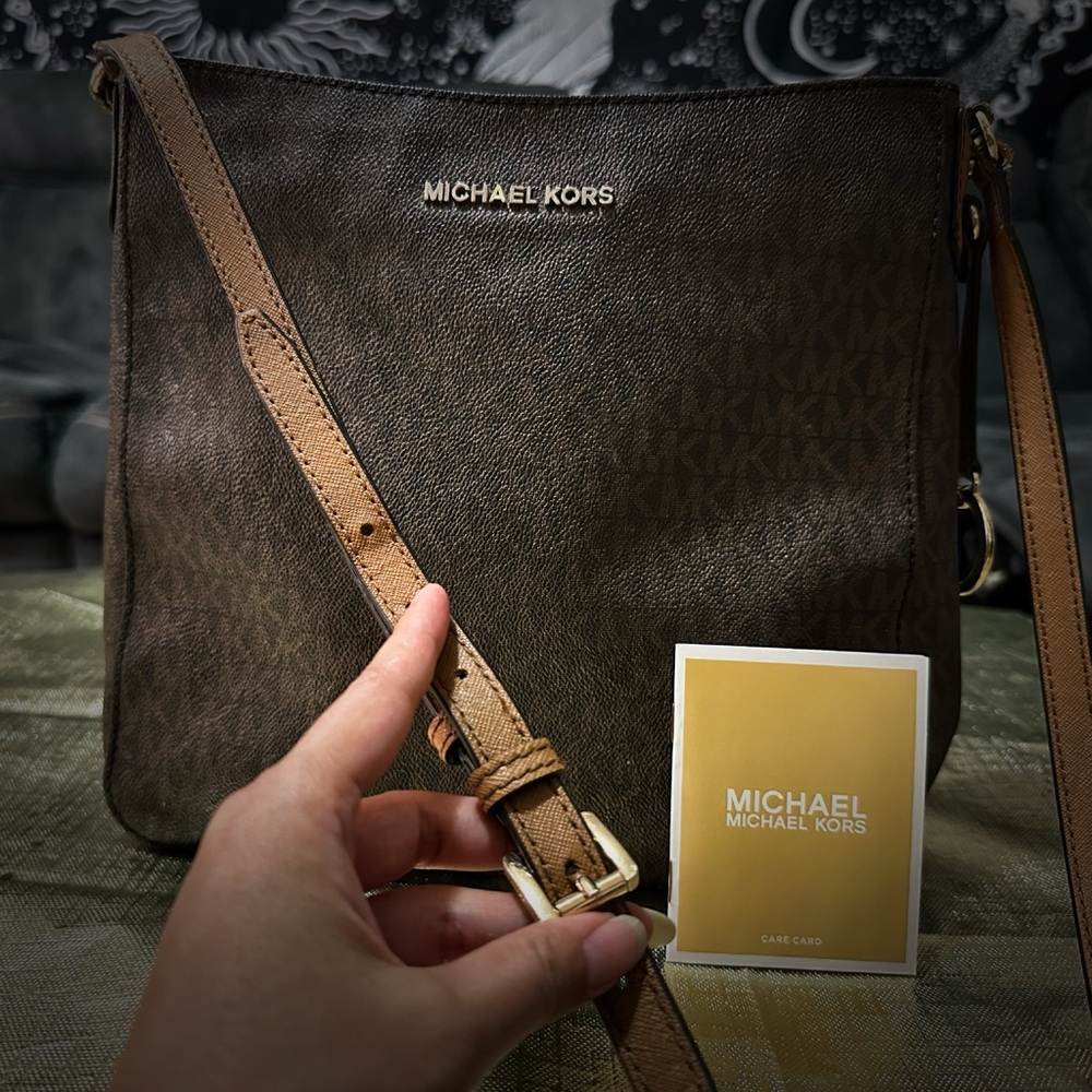 Michael Kors Brown Messenger Bag with Signature MK Monogram - Picture 7 of 14